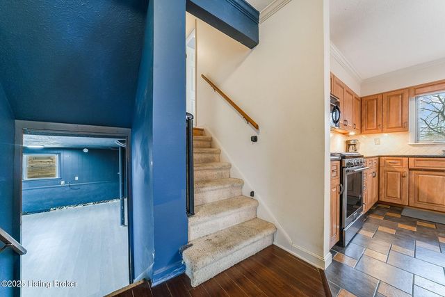 4312 Retreat Rd, Louisville, KY 40219