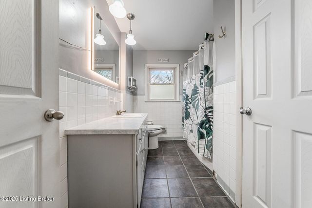 4312 Retreat Rd, Louisville, KY 40219