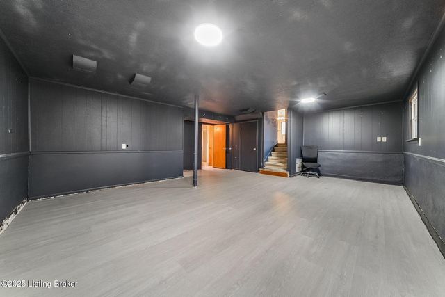 4312 Retreat Rd, Louisville, KY 40219