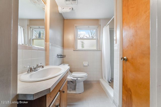 4312 Retreat Rd, Louisville, KY 40219