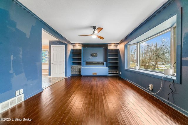 4312 Retreat Rd, Louisville, KY 40219