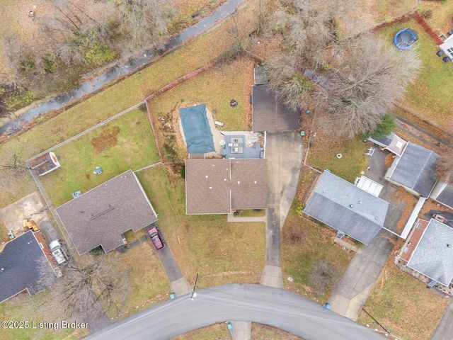 4312 Retreat Rd, Louisville, KY 40219