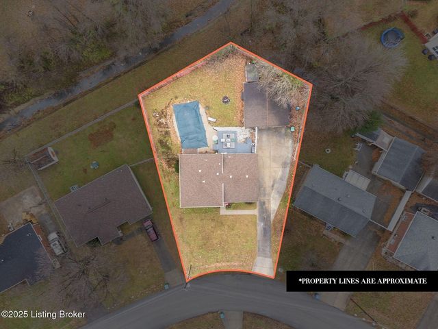 4312 Retreat Rd, Louisville, KY 40219