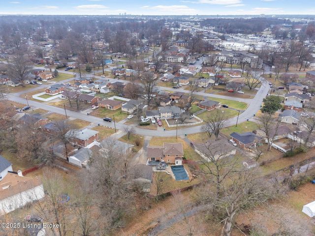 4312 Retreat Rd, Louisville, KY 40219