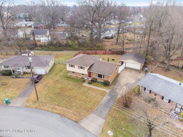 4312 Retreat Rd, Louisville, KY 40219