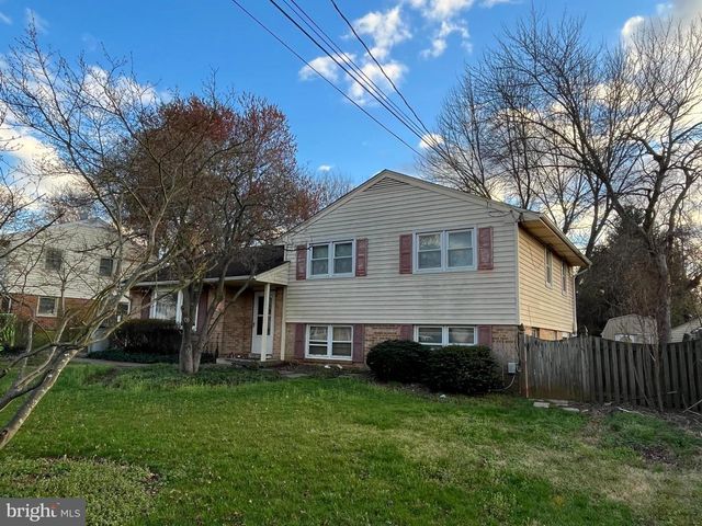 14717 LOCK DR, Centreville, VA 20120