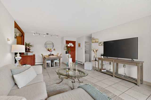 159 Calle Ojo Feliz Unit D, Santa Fe, NM 87505