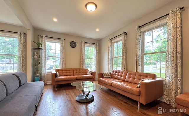 232 W Shirley Avenue W, Edison, NJ 08820