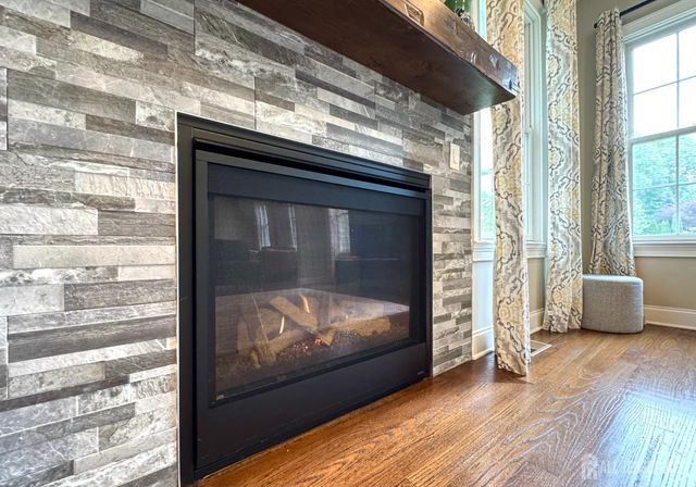 232 W Shirley Avenue W, Edison, NJ 08820