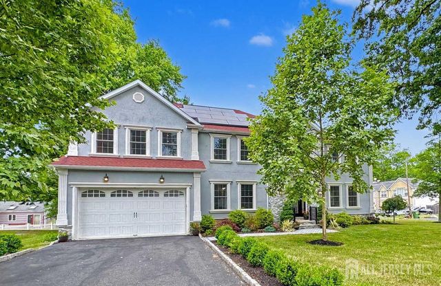 232 W Shirley Avenue W, Edison, NJ 08820