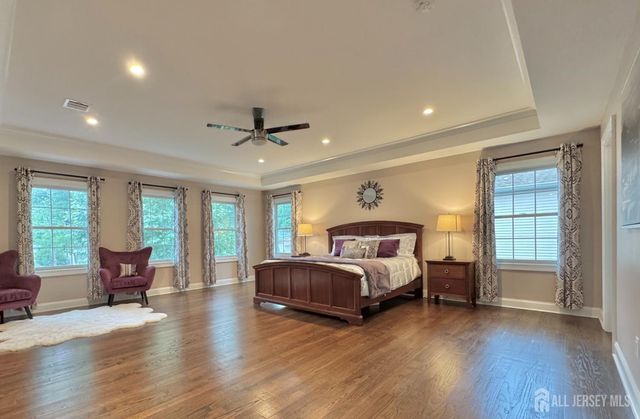 232 W Shirley Avenue W, Edison, NJ 08820