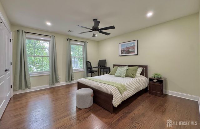 232 W Shirley Avenue W, Edison, NJ 08820