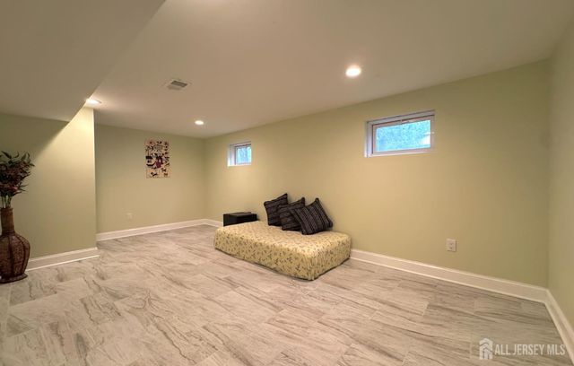232 W Shirley Avenue W, Edison, NJ 08820