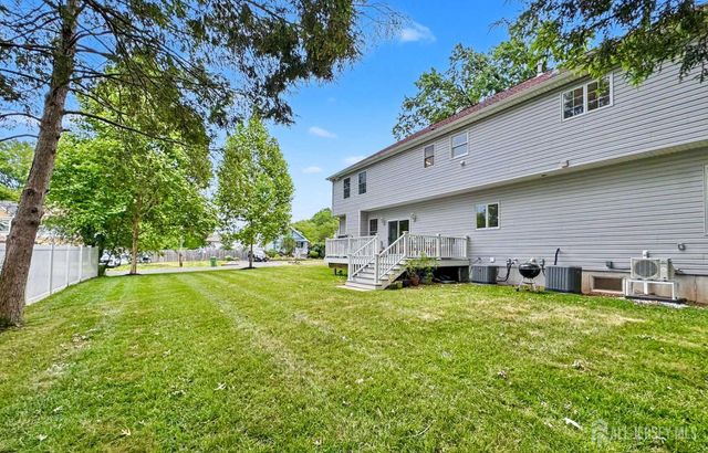 232 W Shirley Avenue W, Edison, NJ 08820