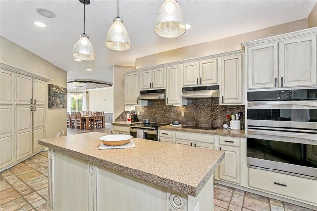 1509 N Freedom Rd, Wichita, KS 67230