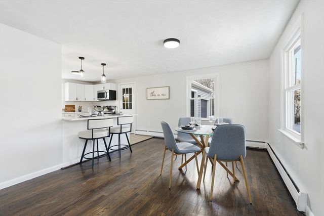 286 Westfield Rd, Holyoke, MA 01040