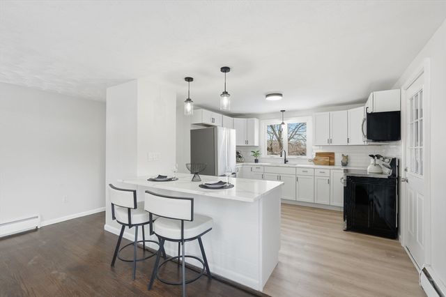 286 Westfield Rd, Holyoke, MA 01040