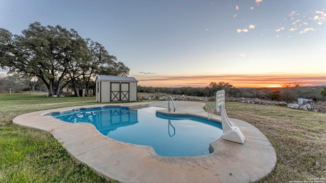 127 Eden Ranch, Canyon Lake, TX 78133
