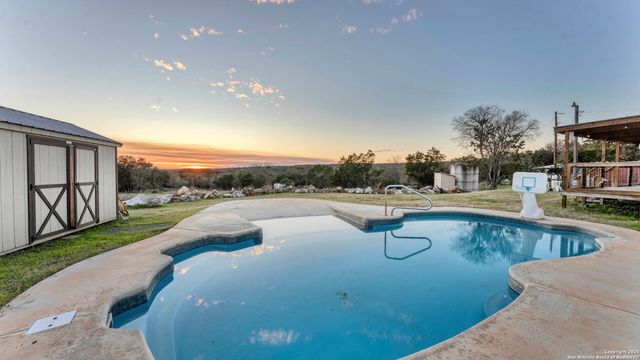 127 Eden Ranch, Canyon Lake, TX 78133