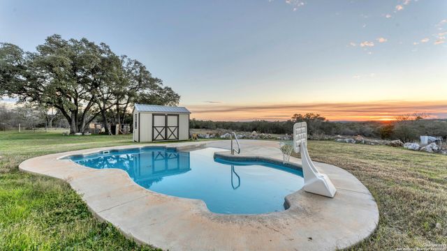 127 Eden Ranch, Canyon Lake, TX 78133