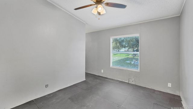 127 Eden Ranch, Canyon Lake, TX 78133