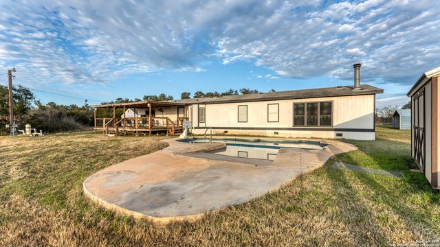 127 Eden Ranch, Canyon Lake, TX 78133