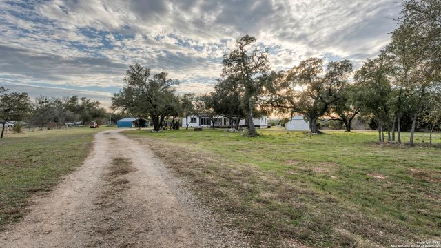 127 Eden Ranch, Canyon Lake, TX 78133