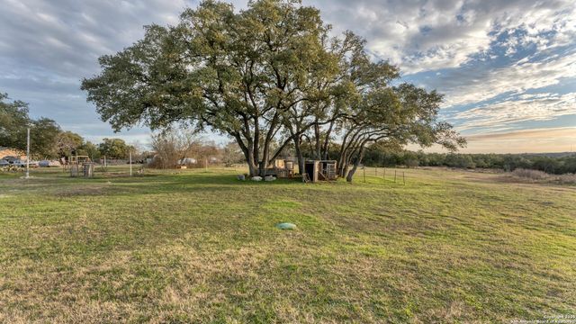127 Eden Ranch, Canyon Lake, TX 78133