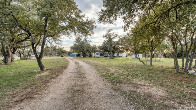 127 Eden Ranch, Canyon Lake, TX 78133