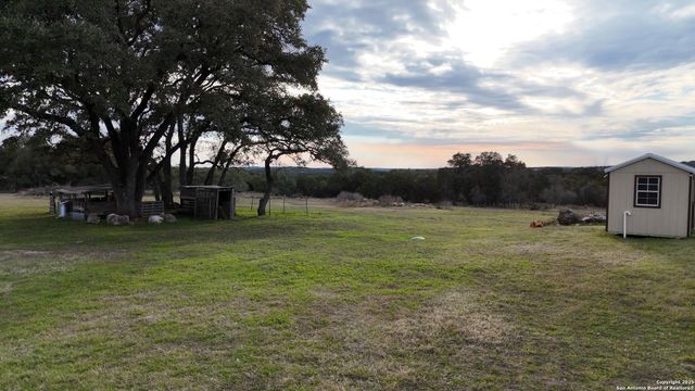 127 Eden Ranch, Canyon Lake, TX 78133