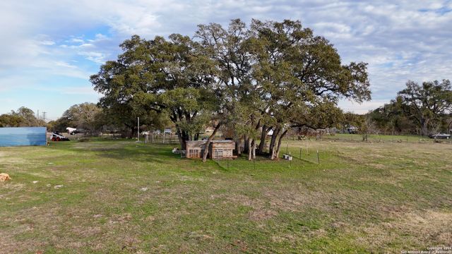 127 Eden Ranch, Canyon Lake, TX 78133