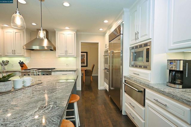 2648 Comistas Drive, Walnut Creek, CA 94598