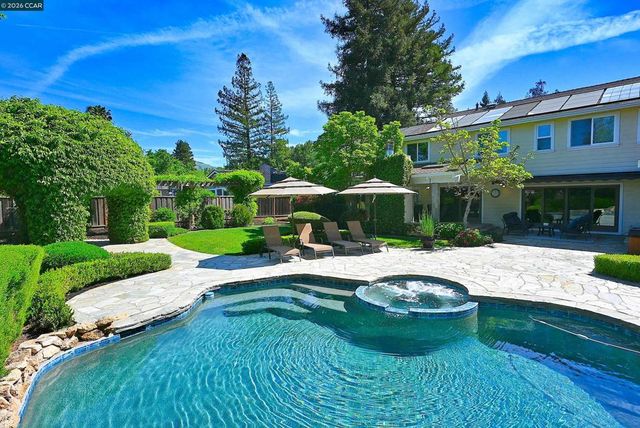 2648 Comistas Drive, Walnut Creek, CA 94598