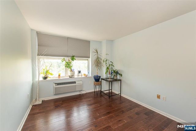 300 Main Street 707, Little Falls, NJ 07424
