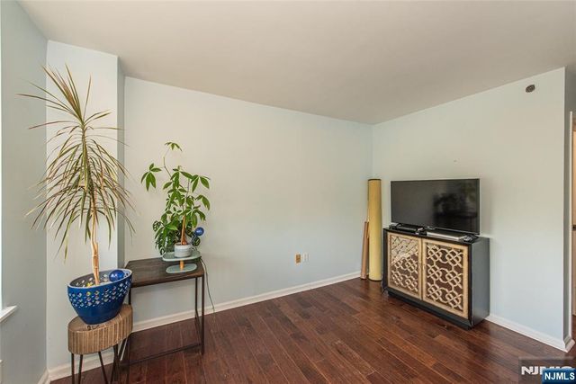 300 Main Street 707, Little Falls, NJ 07424