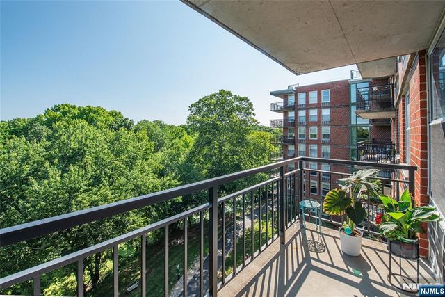 300 Main Street 707, Little Falls, NJ 07424