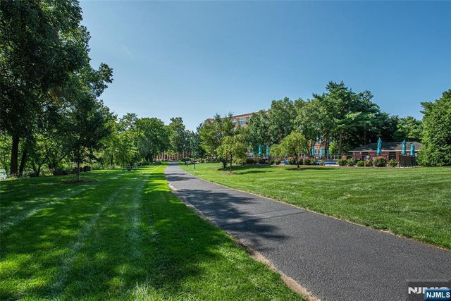 300 Main Street 707, Little Falls, NJ 07424