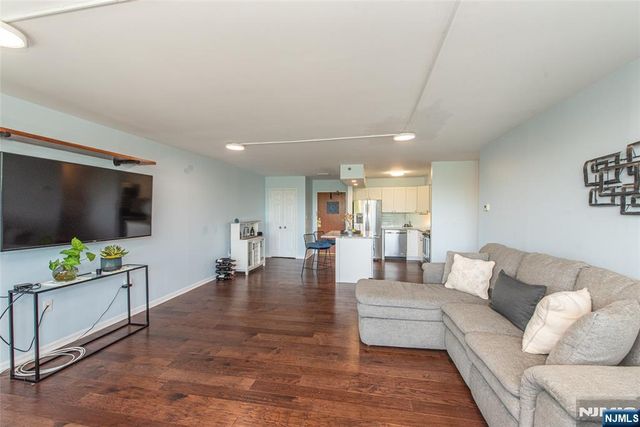 300 Main Street 707, Little Falls, NJ 07424