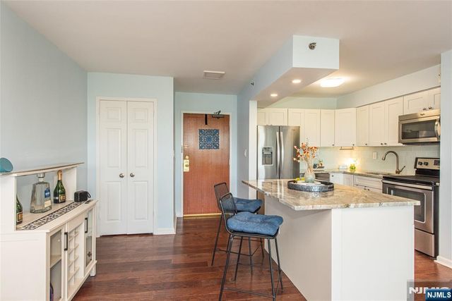 300 Main Street 707, Little Falls, NJ 07424