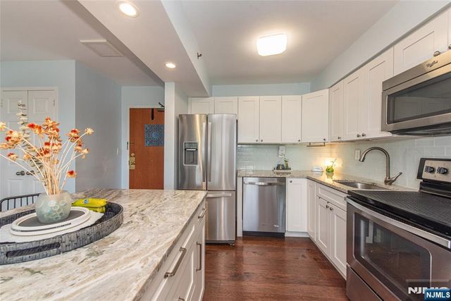300 Main Street 707, Little Falls, NJ 07424