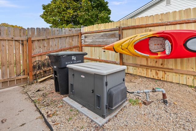 3417 21st Street, Rock Island, IL 61201