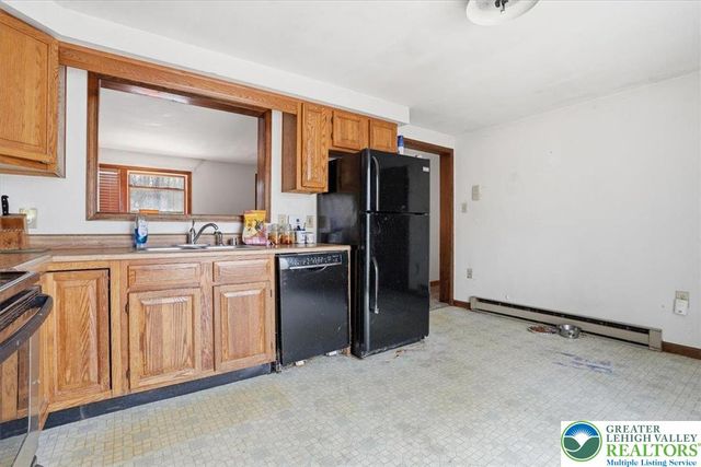 114 Carol Road, Middle Smithfield Twp, PA 18302