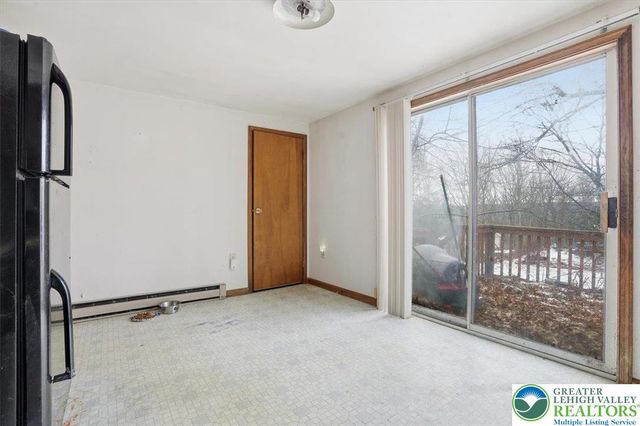 114 Carol Road, Middle Smithfield Twp, PA 18302