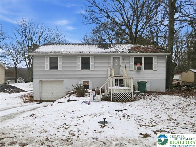 114 Carol Road, Middle Smithfield Twp, PA 18302