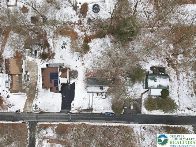 114 Carol Road, Middle Smithfield Twp, PA 18302