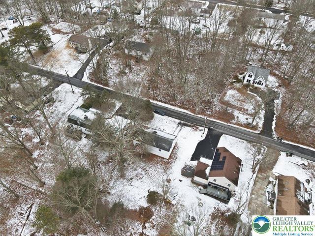 114 Carol Road, Middle Smithfield Twp, PA 18302