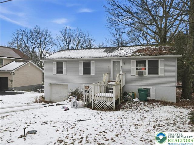 114 Carol Road, Middle Smithfield Twp, PA 18302