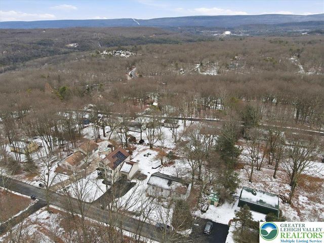 114 Carol Road, Middle Smithfield Twp, PA 18302