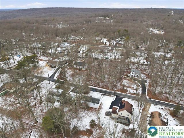 114 Carol Road, Middle Smithfield Twp, PA 18302