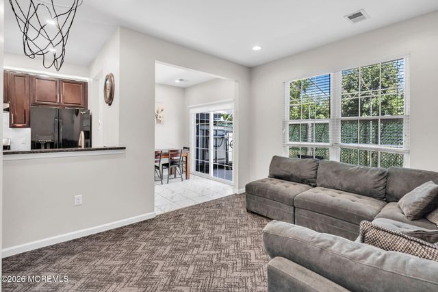 170 Coles Way, Lakewood, NJ 08701